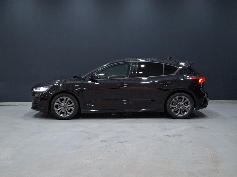 Used Ford Focus 2023 for sale - 77544256: Photo 4