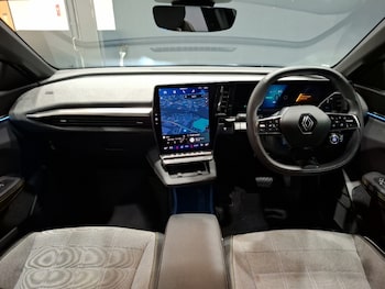 Used Renault Megane E Tech 2024 for sale - 77491234: Photo