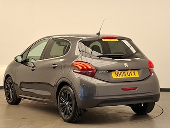 Used Peugeot 208 2019 for sale - 78698040: Photo