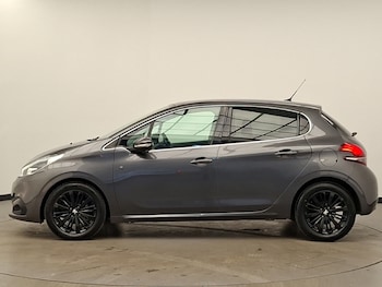 Used Peugeot 208 2019 for sale - 78698040: Photo