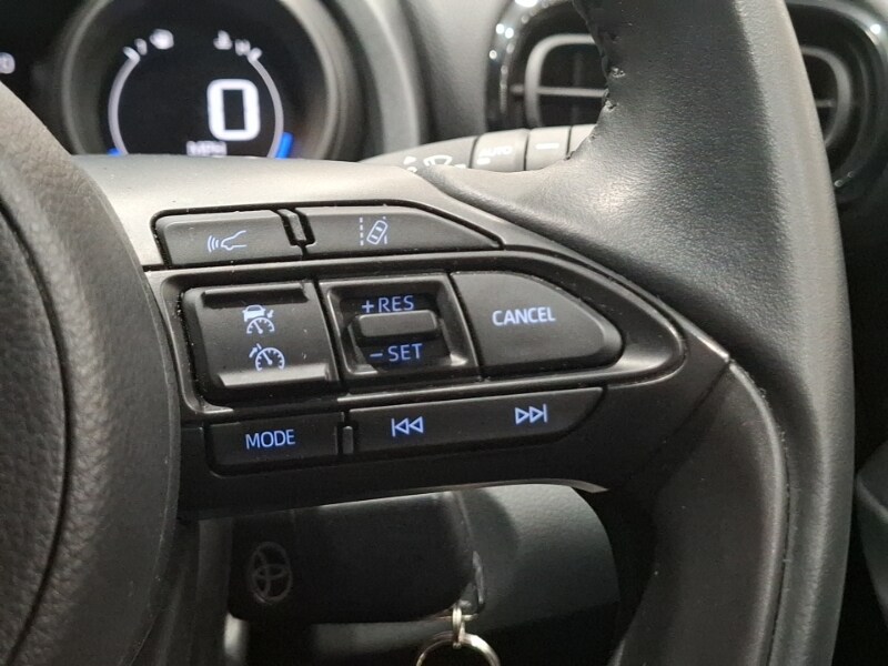 Used Toyota Yaris 2022 for sale - 76736903: Photo 18