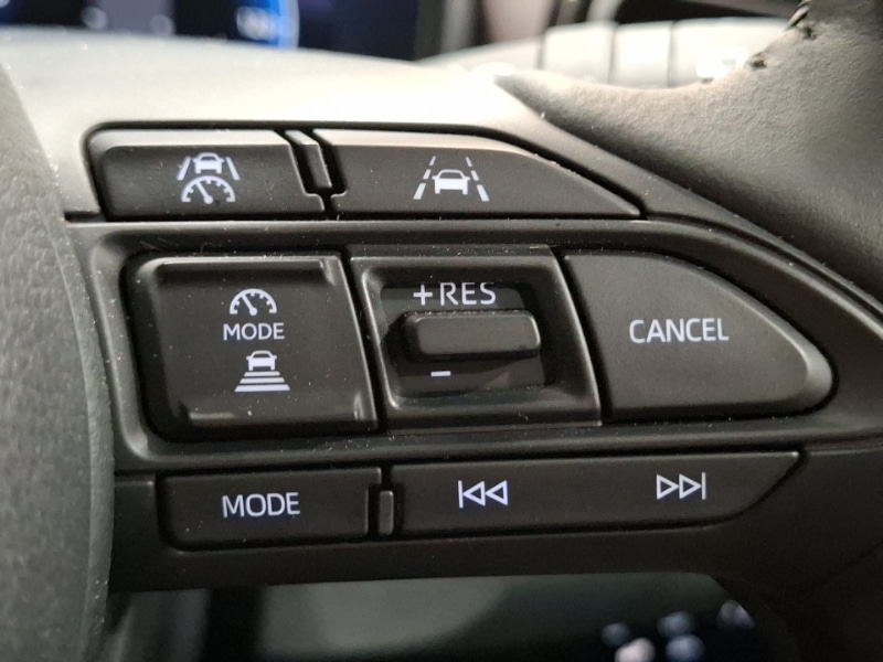 Used Toyota Yaris Cross 2025 for sale - 77987865: Photo 13