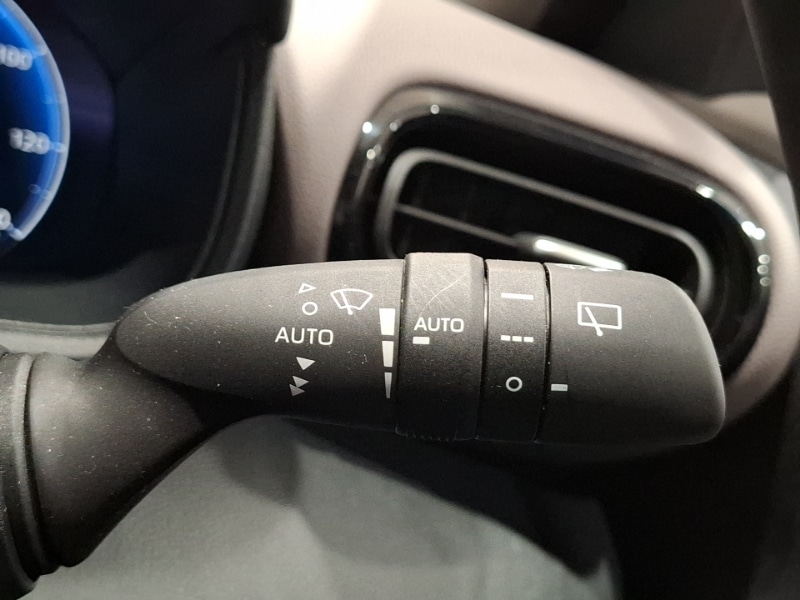 Used Toyota Yaris Cross 2025 for sale - 77987865: Photo 14