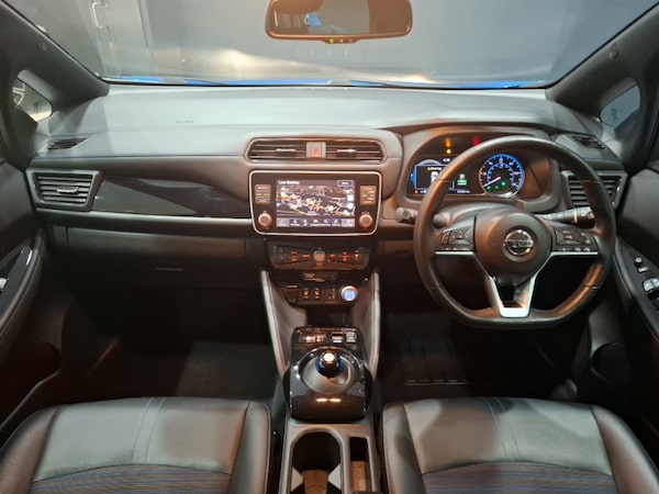 Used Nissan Leaf 2021 for sale - 76195589: Photo 2
