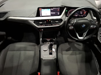 Used BMW 1 Series 2024 for sale - 79387196: Photo