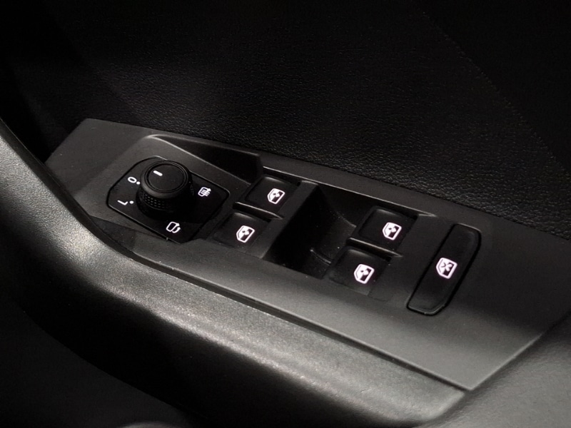 Used Volkswagen T-Cross 2024 for sale - 77105635: Photo 19