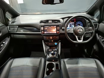 Used Nissan Leaf 2022 for sale - 76478578: Photo