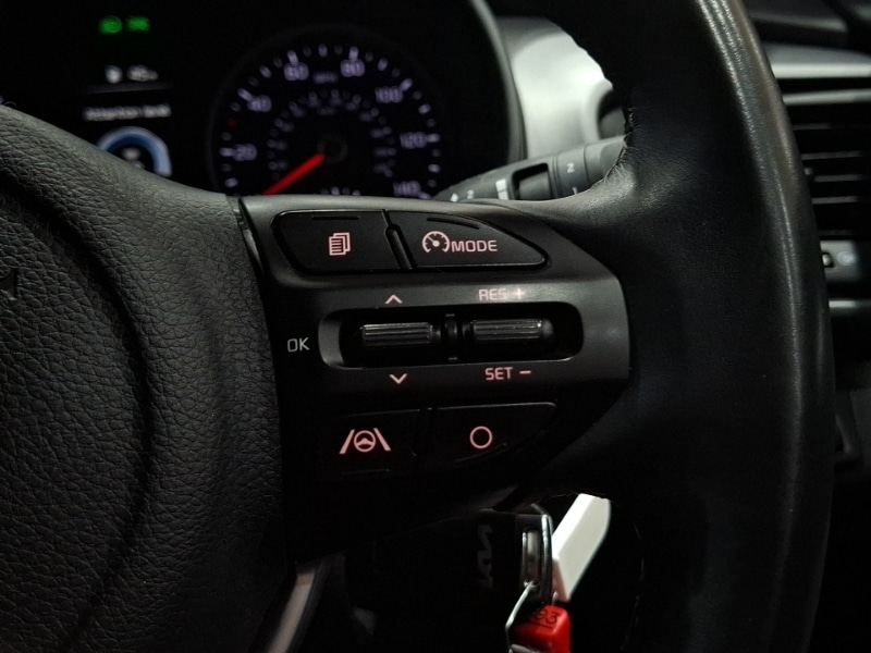 Used Kia Stonic 2021 for sale - 76483881: Photo 18