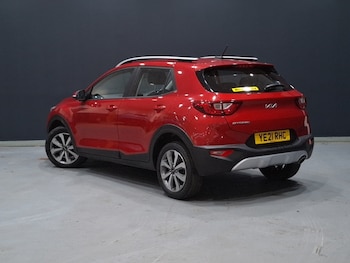 Used Kia Stonic 2021 for sale - 76483881: Photo