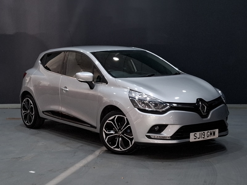 Used Renault Clio 2019 for sale - 76779841: Photo 1
