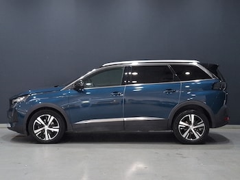 Used Peugeot 5008 2023 for sale - 79550044: Photo