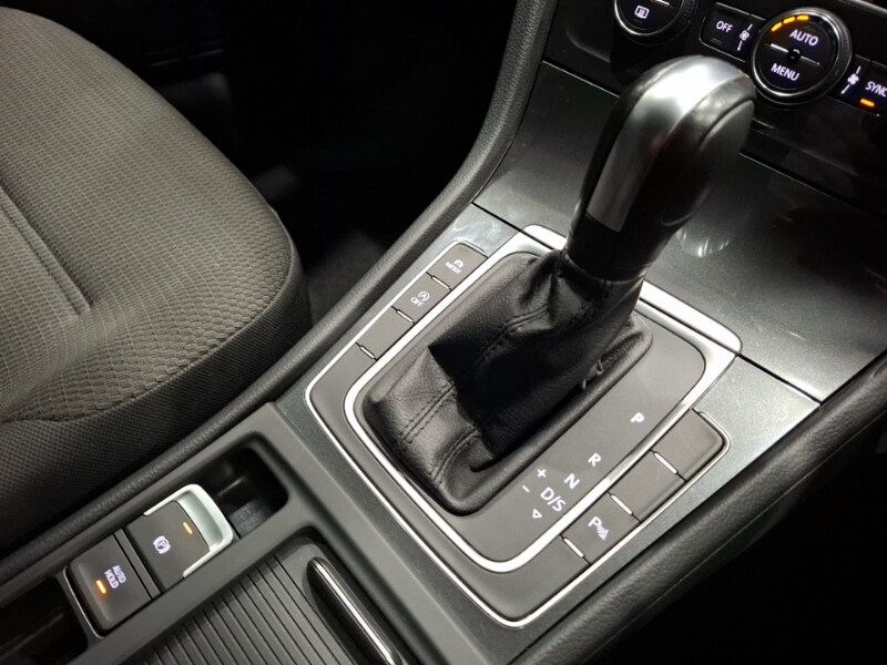 Used Volkswagen Golf 2020 for sale - 76465465: Photo 16