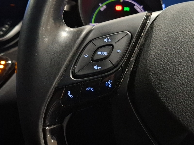 Used Toyota C-HR 2019 for sale - 76880395: Photo 16