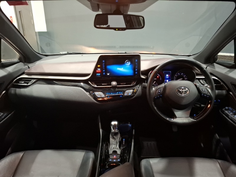 Used Toyota C-HR 2019 for sale - 76880395: Photo 2