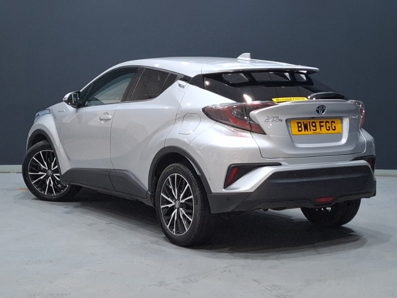 Used Toyota C-HR 2019 for sale - 76880395: Photo 3