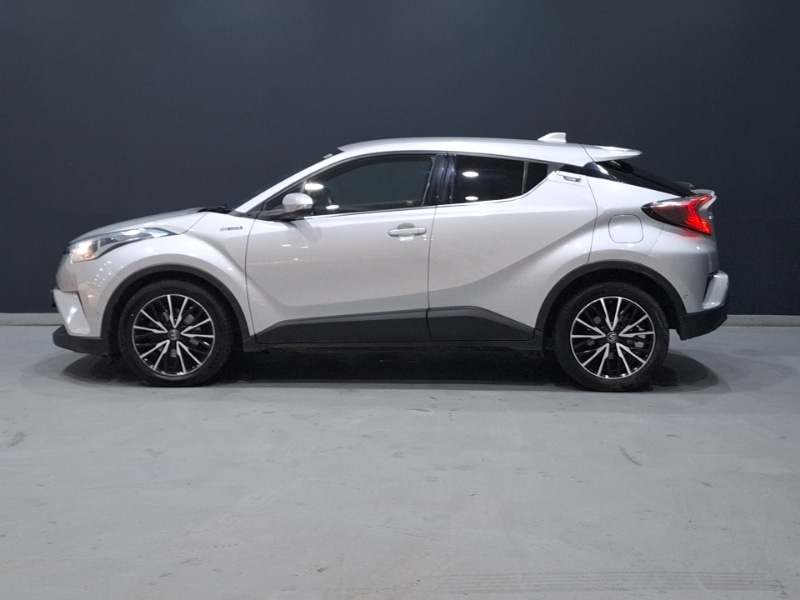 Used Toyota C-HR 2019 for sale - 76880395: Photo 4
