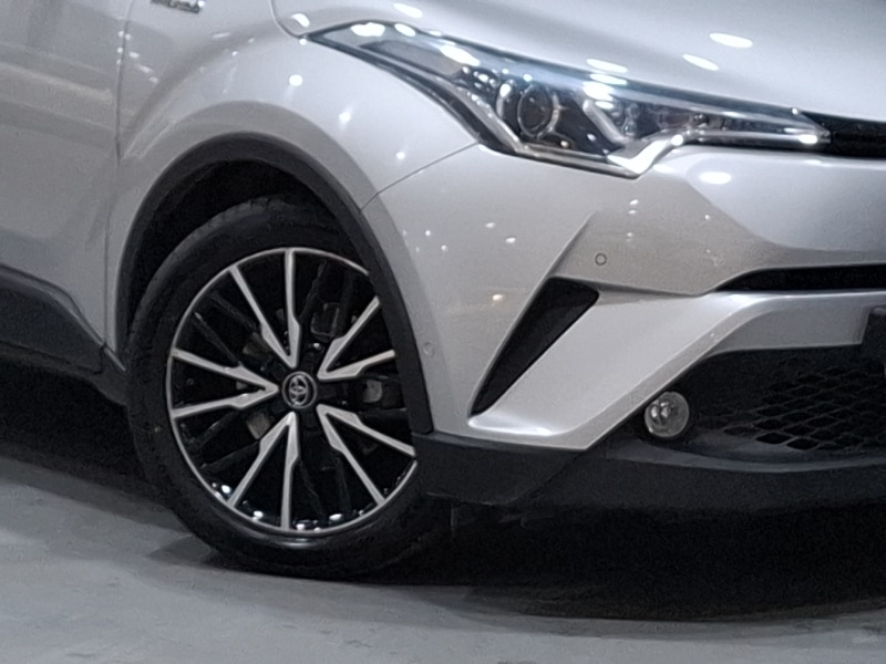 Used Toyota C-HR 2019 for sale - 76880395: Photo 9