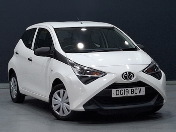 Used Toyota AYGO 2019 for sale - 79498657: Photo