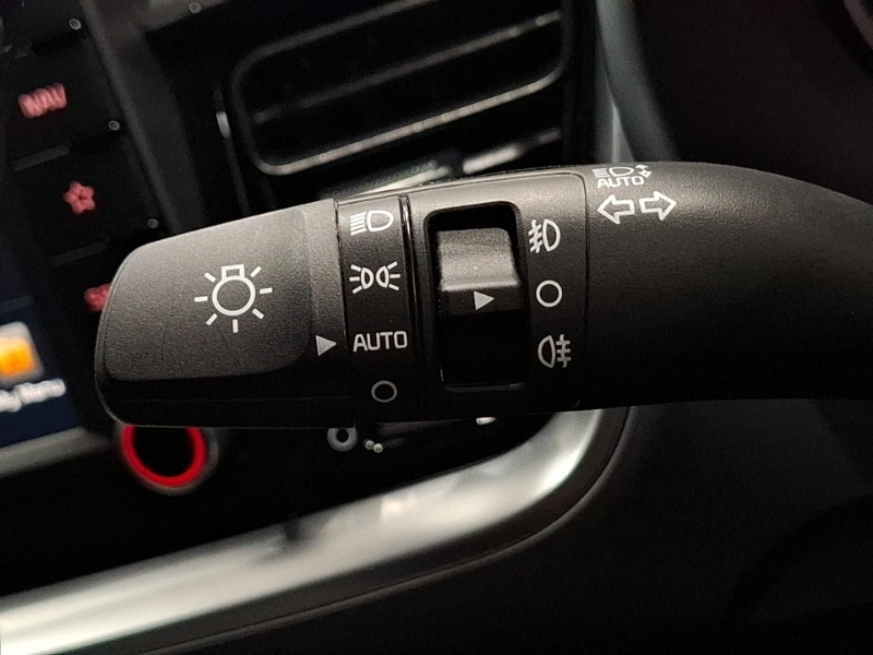 Used Kia Stonic 2019 for sale - 77956593: Photo 16