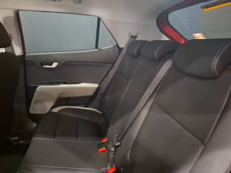 Used Kia Stonic 2019 for sale - 77956593: Photo 6