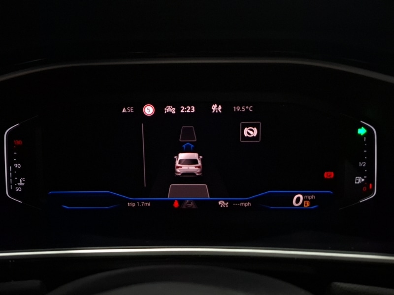 Used Volkswagen T-Roc 2023 for sale - 77721835: Photo 17