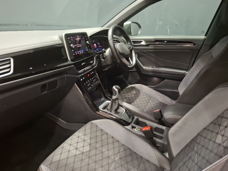 Used Volkswagen T-Roc 2023 for sale - 77721835: Photo 5