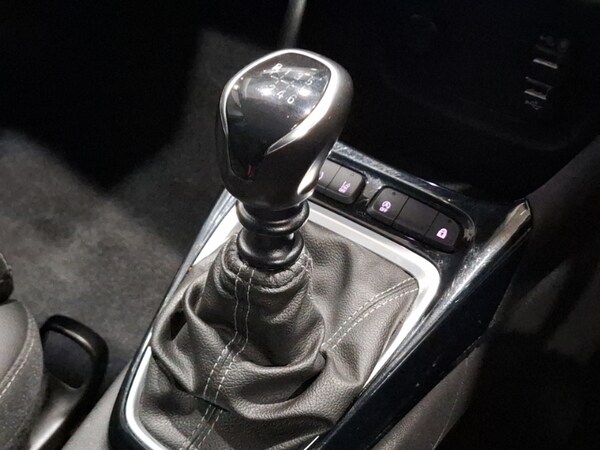 Used Vauxhall Crossland 2022 for sale - 76134953: Photo 17