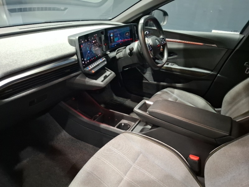 Used Renault Megane E Tech 2023 for sale - 76893409: Photo 5