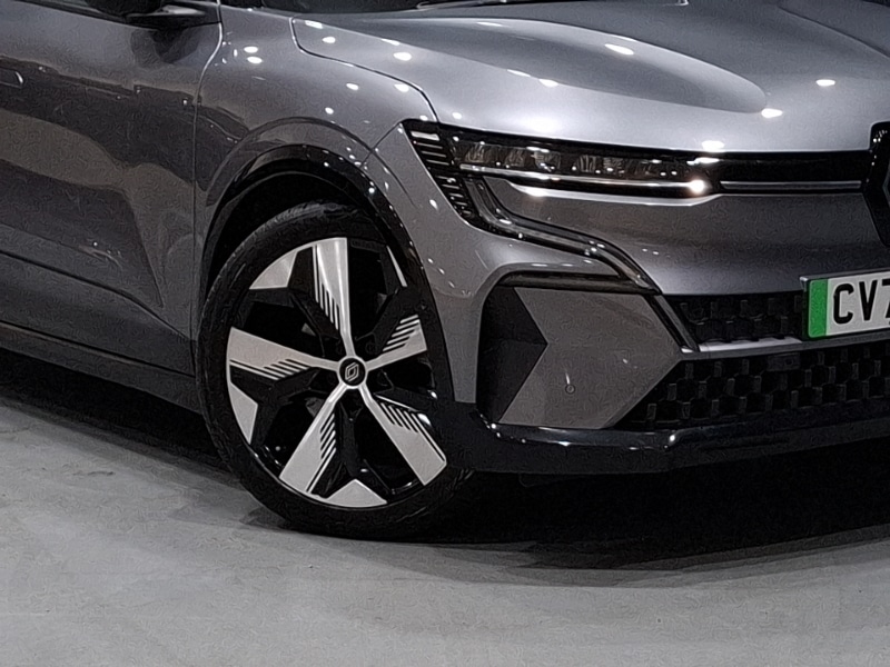 Used Renault Megane E Tech 2023 for sale - 76893409: Photo 9