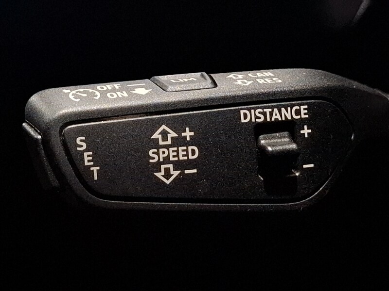 Used Audi Q4 e-tron 2023 for sale - 78151201: Photo 13