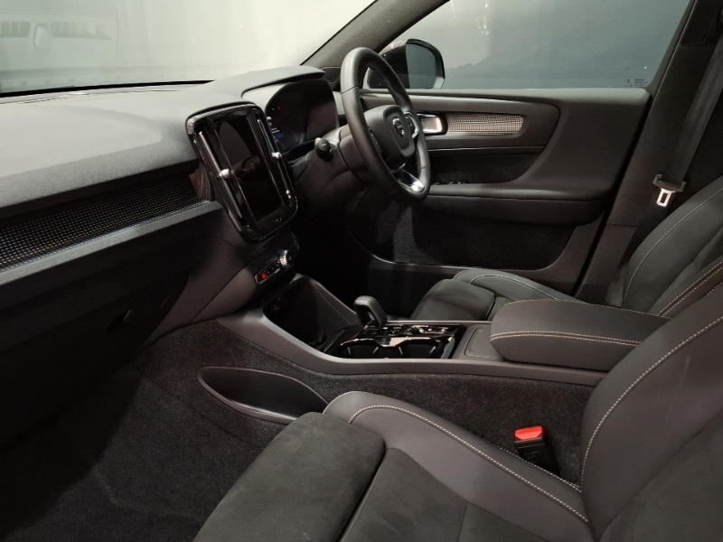 Used Volvo XC40 2025 for sale - 76656561: Photo 5