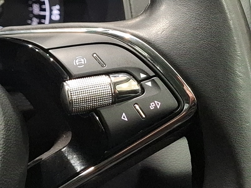 Used Skoda Karoq 2021 for sale - 77304137: Photo 18