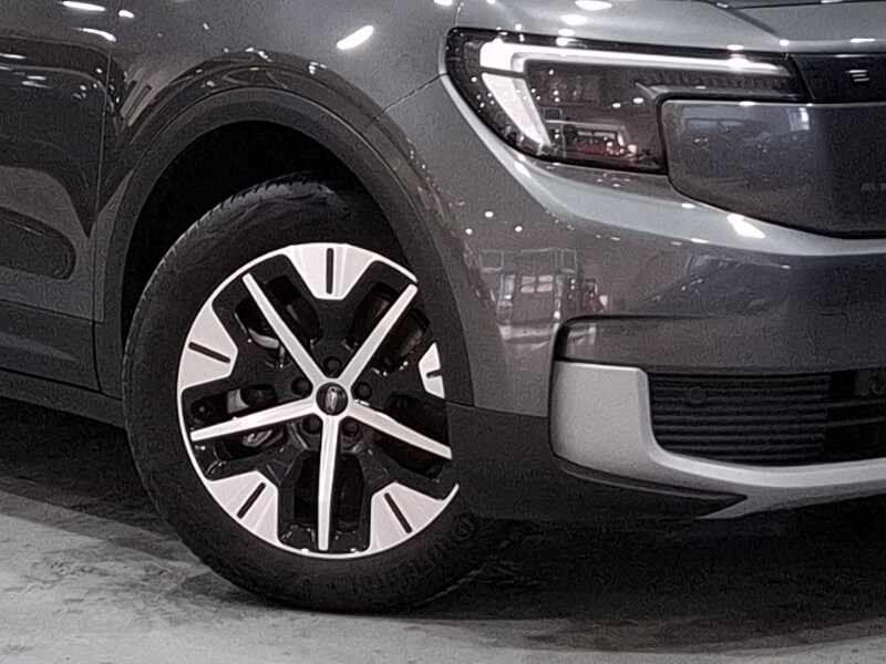 Used Ford Explorer 2025 for sale - 76721796: Photo 9