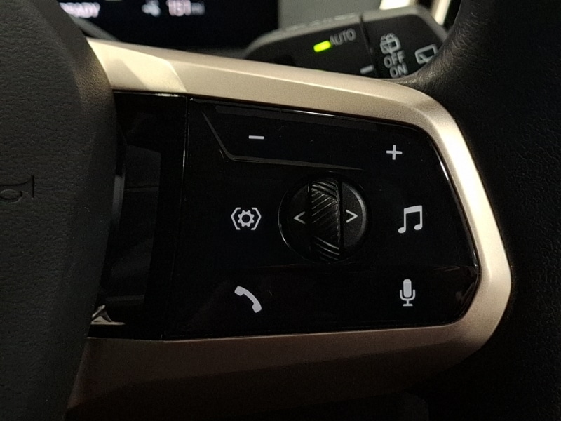 Used BMW iX 2022 for sale - 77987769: Photo 15