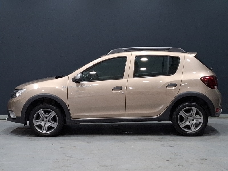 Used Dacia Sandero Stepway 2020 for sale - 77956590: Photo 4
