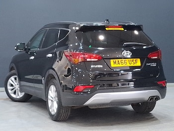 Used Hyundai Santa Fe 2016 for sale - 78527284: Photo