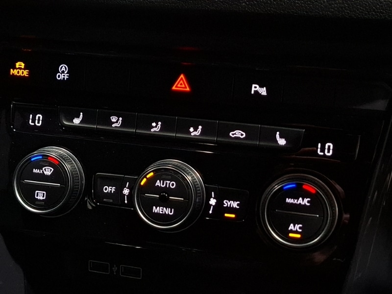 Used Volkswagen T-Roc 2018 for sale - 76696136: Photo 15