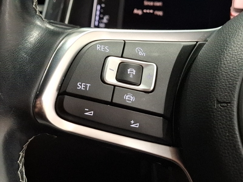 Used Volkswagen T-Roc 2018 for sale - 76696136: Photo 17