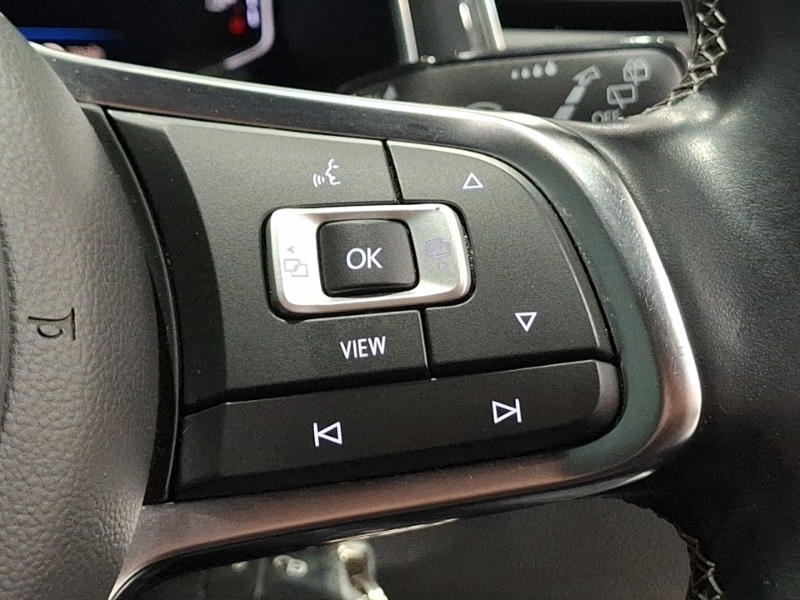 Used Volkswagen T-Roc 2018 for sale - 76696136: Photo 18