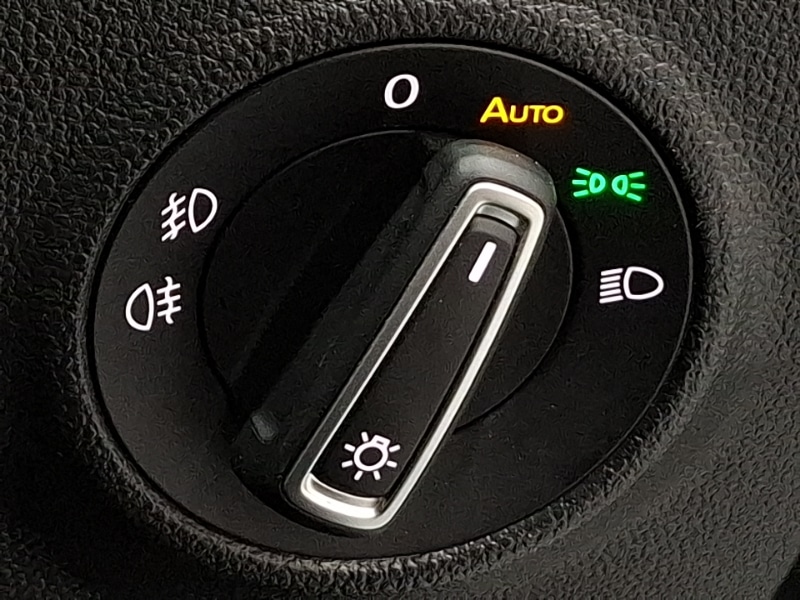 Used Volkswagen T-Roc 2018 for sale - 76696136: Photo 19