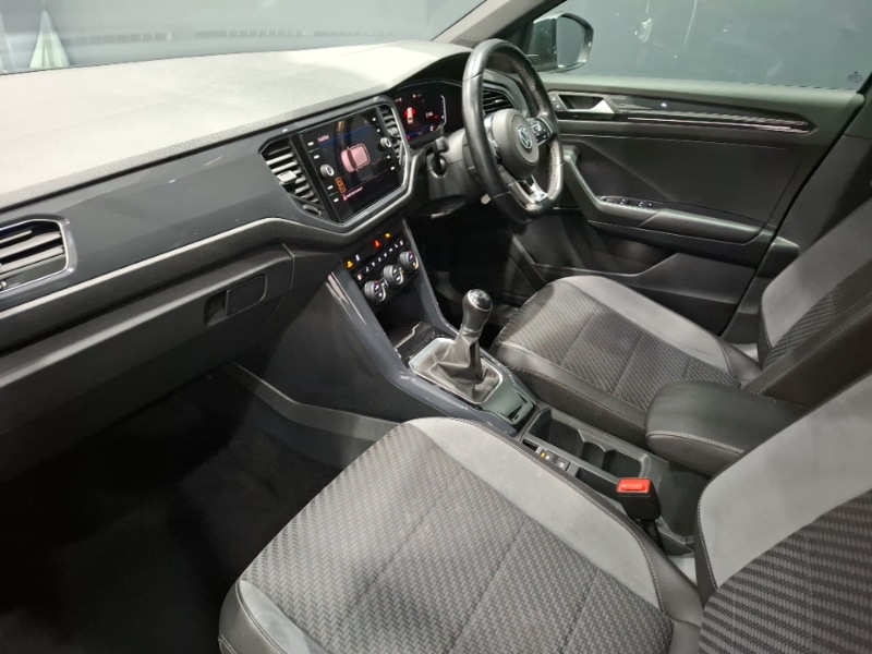 Used Volkswagen T-Roc 2018 for sale - 76696136: Photo 5