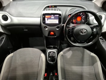 Used Toyota AYGO 2019 for sale - 78079879: Photo