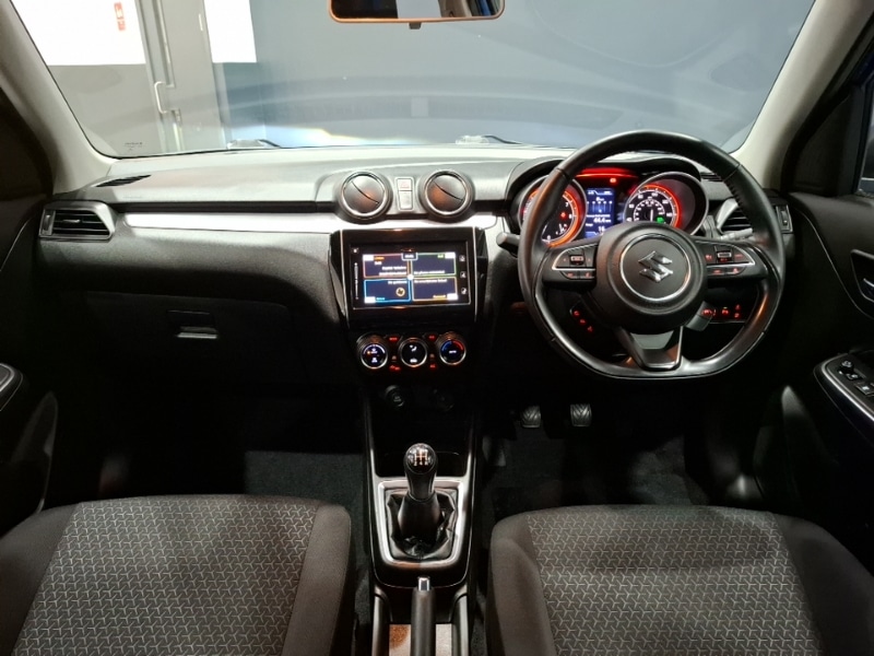 Used Suzuki Swift 2021 for sale - 76254606: Photo 2