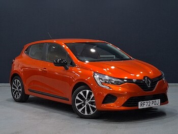Used Renault Clio 2023 for sale - 77761444: Photo