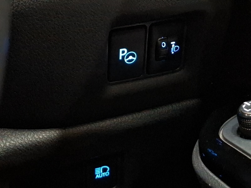 Used Toyota C-HR 2020 for sale - 77162590: Photo 19