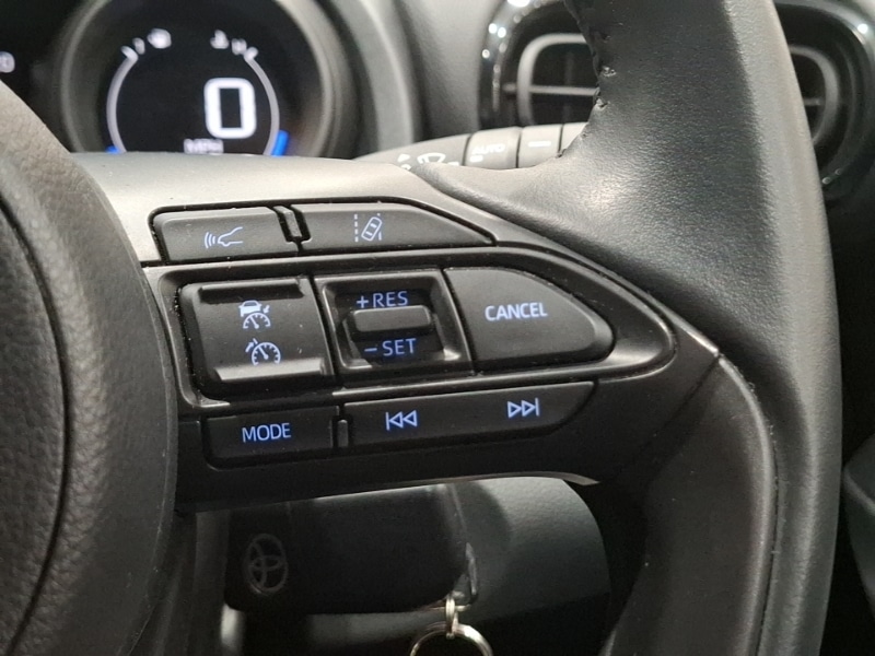 Used Toyota Yaris 2022 for sale - 76427610: Photo 18