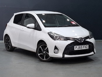 Used Toyota Yaris 2015 for sale - 79235561: Photo