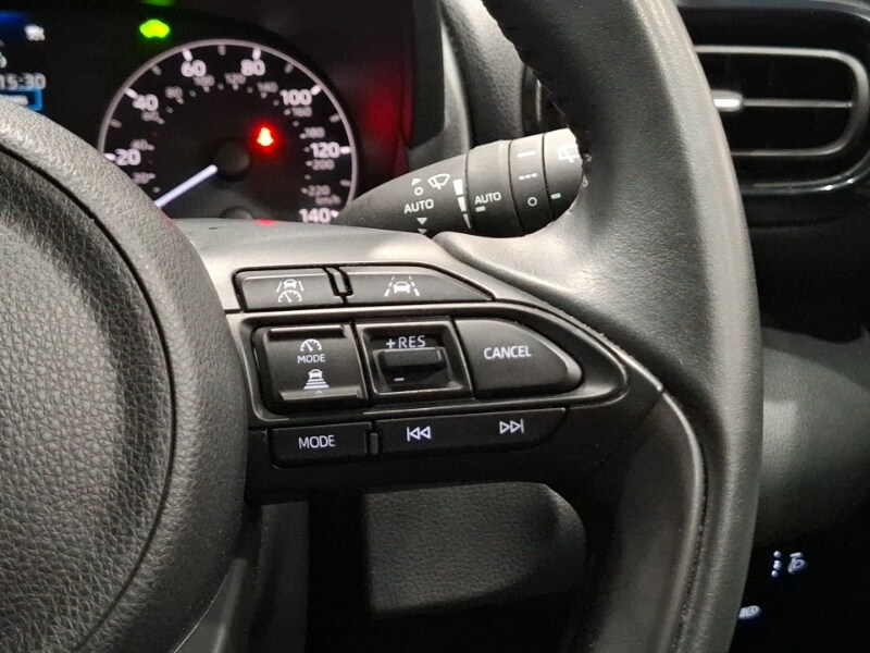 Used Mazda Mazda2 HYBRID 2024 for sale - 76335589: Photo 17