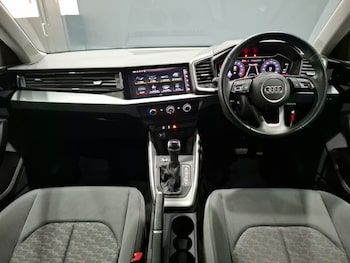 Used Audi A1 2023 for sale - 76150348: Photo 2