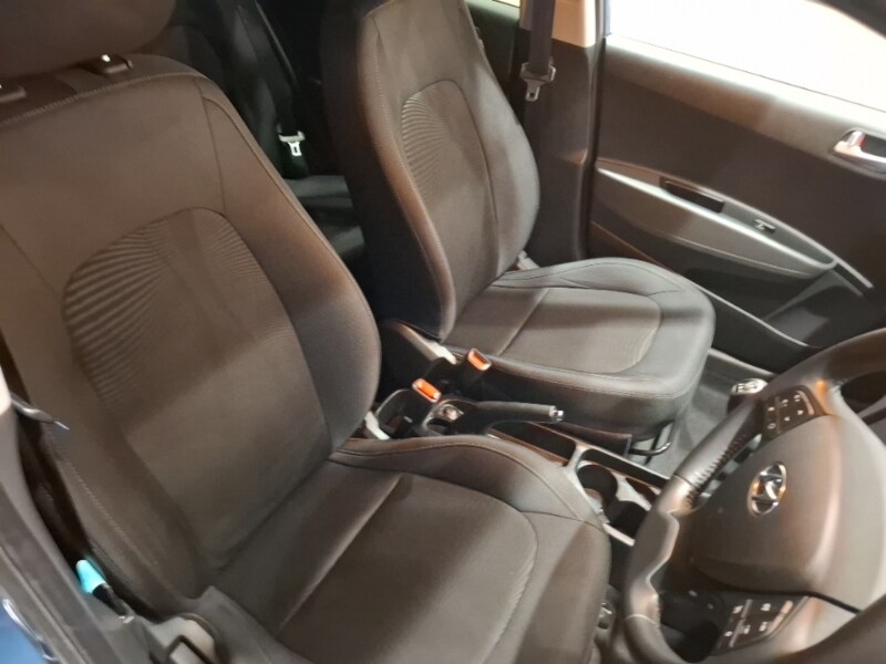 Used Hyundai i10 2018 for sale - 76696156: Photo 11